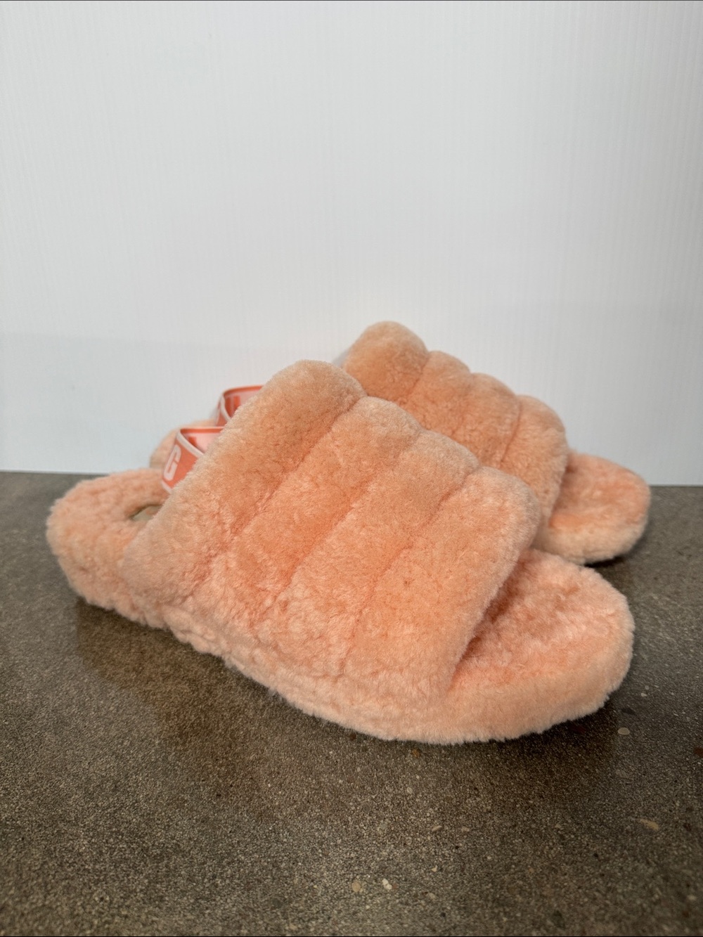 Ugg peach color fur slippers fluff size 11